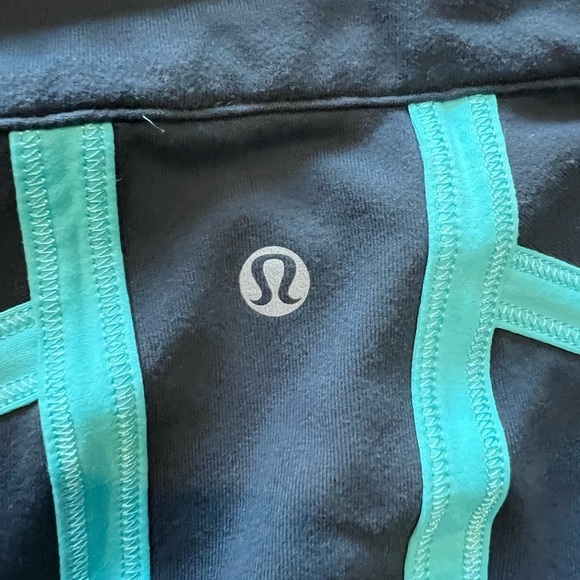 LULULEMON Grey & Blue Zip Up Jacket  Size 12 - Picture 4 of 8